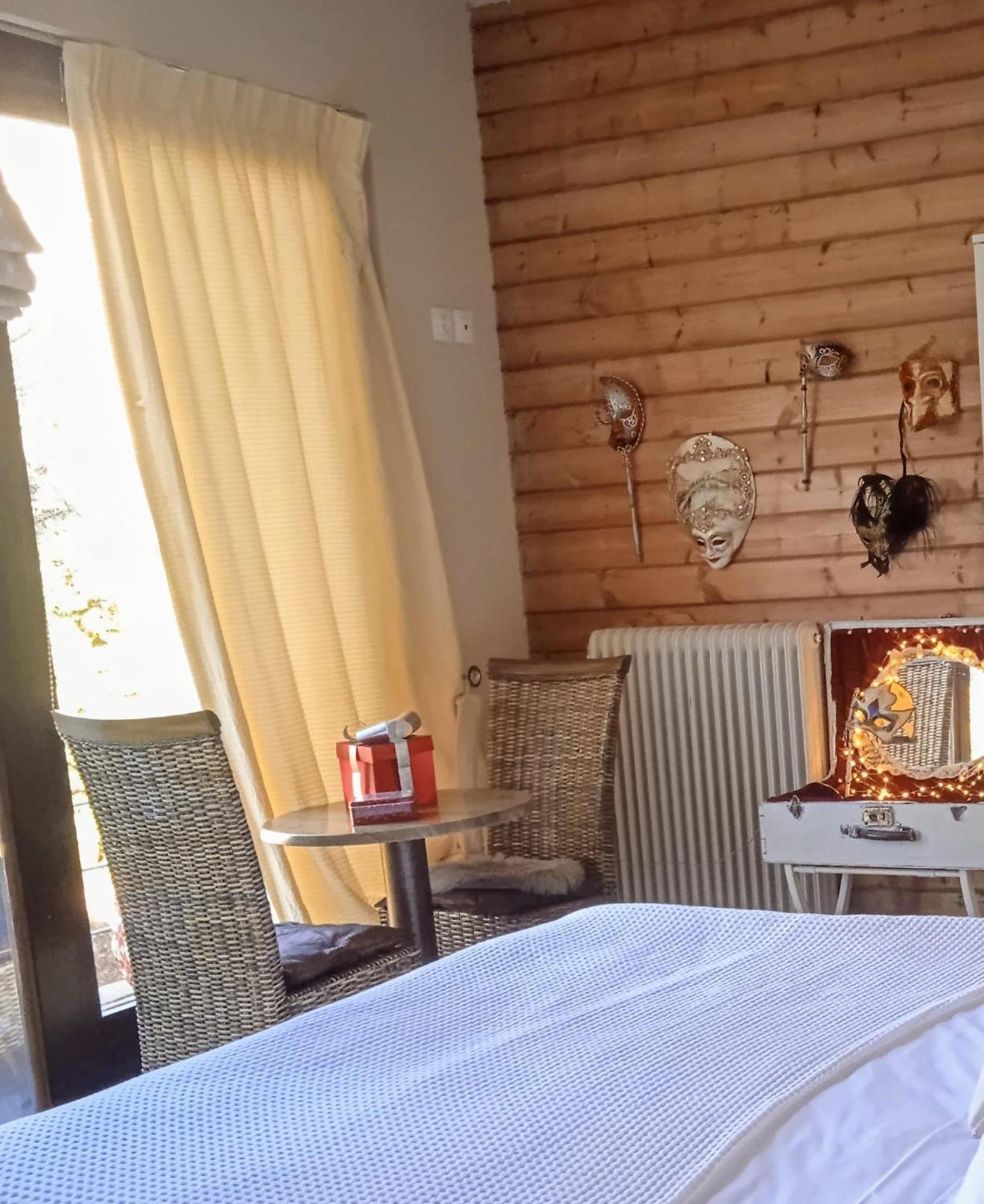 Enoro Hotell Pramanta Exteriör bild
